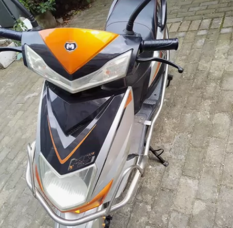 闲置电瓶车转上，电瓶能骑30公里左右， 感...