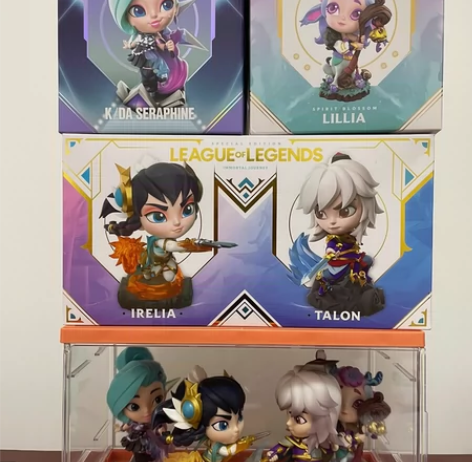 英雄联盟手办 带盒带卡 萨勒芬妮莉莉娅刀妹...