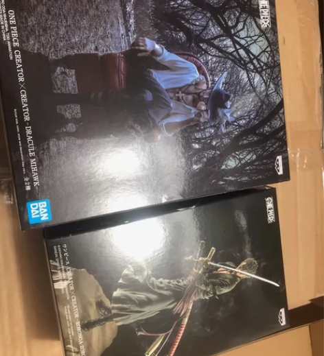 写真家坐姿鹰眼和索隆,师徒打包出,写真家,...