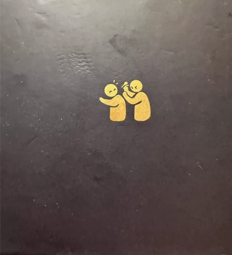 光遇打闹徽章 左边魔法帽单边 国服已绑，国...