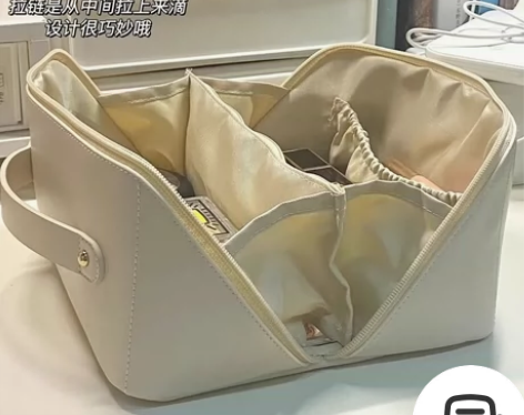 新款化妆包外出便携式大容量洗漱包高颜值手提...