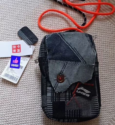 中国李宁肖战走秀款斜挎包小包,全新正品,原...