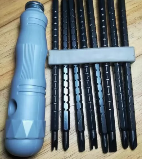 （捡漏啦）多功能异性螺丝刀，多功能螺丝刀组...