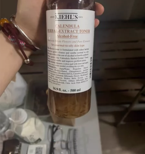 科颜氏金盏花爽肤水500ml全新正品跟女朋...