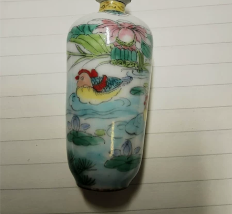 珐琅彩烟壶， 早年收藏，因儿女不喜欢转手，...