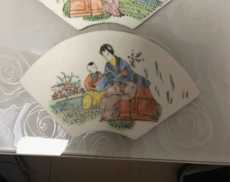 A048:瓷板画一对2块。感兴趣的话给我留...