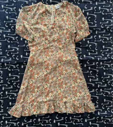 服装设计师闲置 本人服装设计师，裙子是九成...