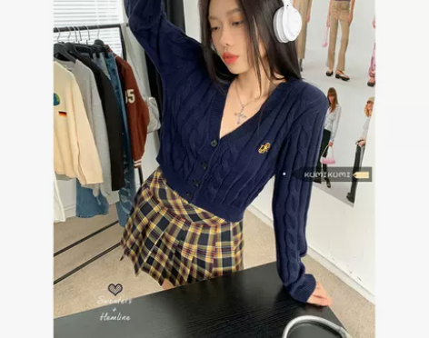 格子半身百褶裙 百搭神器 感兴趣的快来吧
