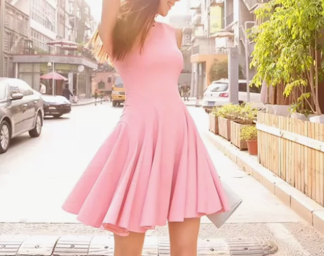 2023高腰春夏新款名媛小黑裙子粉色背心蓬...