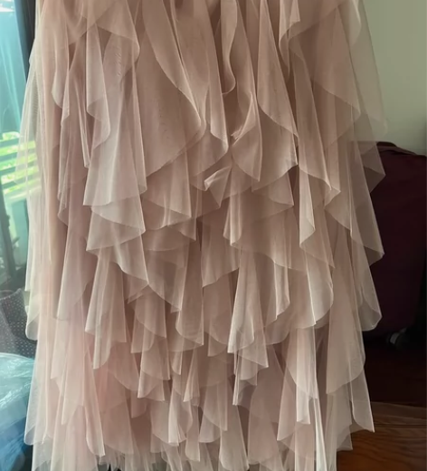 粉卡其色 不规则网纱蛋糕半身裙 九五新 有...