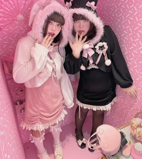 硬糖大码原创纯欲风性感吊带裙两件套胖妹妹显...