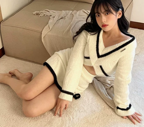 2TN高级感套装纯欲风性感露肩短款上衣仿貂...