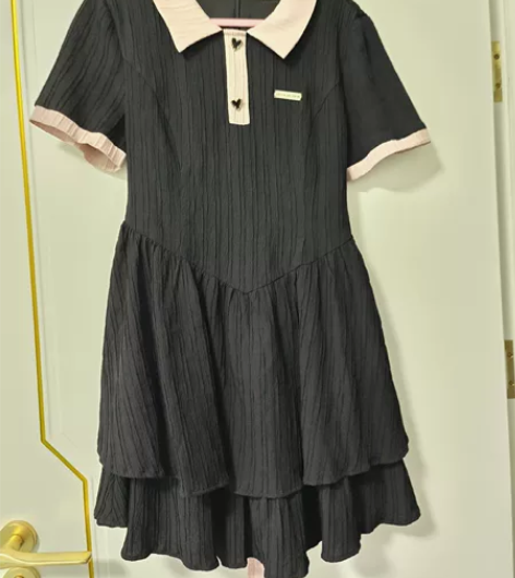 三福运动风连衣裙黑粉配色 m码，议价不回，...