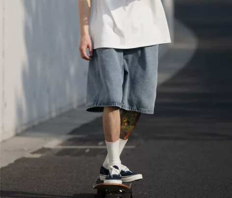 牛仔短裤 五分裤牛仔短裤Bellken 早...