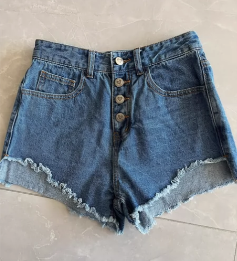 牛仔短裤，纯棉无弹，27码s，几乎全新，无...