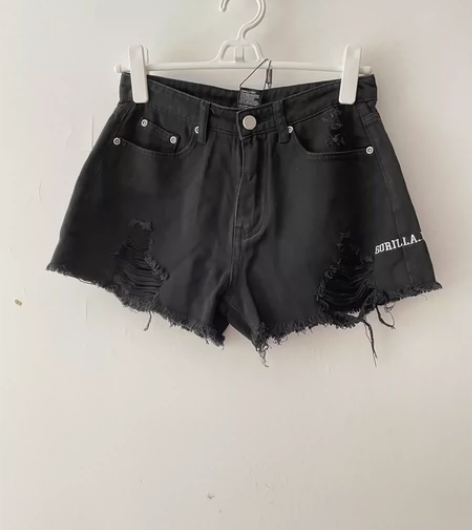 GW牛仔纯棉短裤，面料很柔软，A字版型，码...
