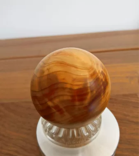 摆件，手把件，木雕，手工艺。太行崖柏龙胆，...