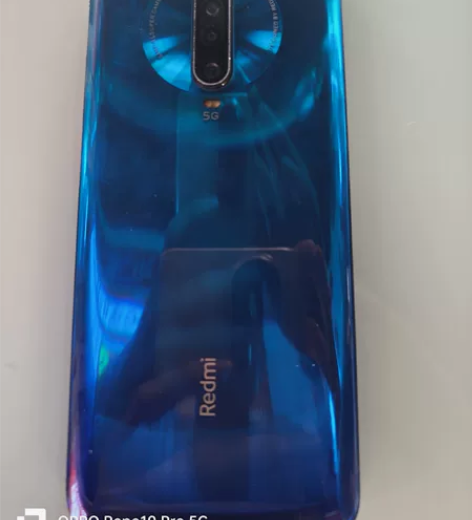 红米k30   5g版 6+128换了后盖...