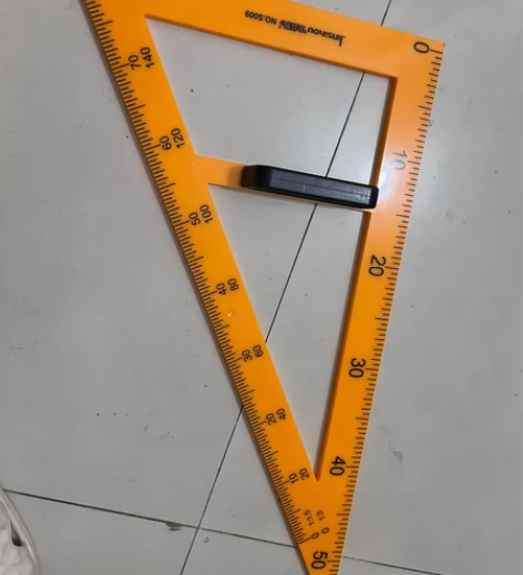 三角尺教具 之前做手工买来用了一次 便宜...