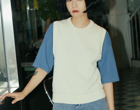 omont促销5折 复古短款无袖套头圆领毛...