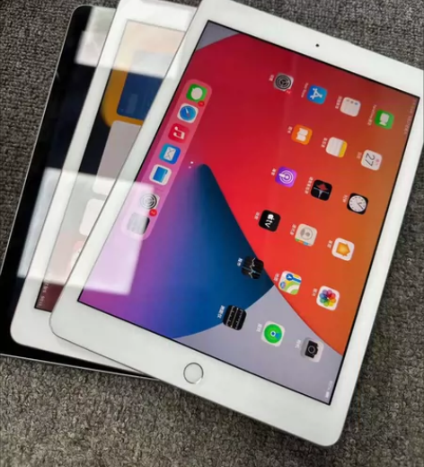 大四毕业了出几个ipad 自己的是ipad...