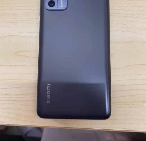 小米12x 8+256 左下角有磕碰划痕,...