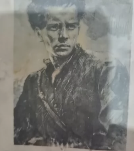 钢铁是怎样炼成的(老版本) 感兴趣的话点“...