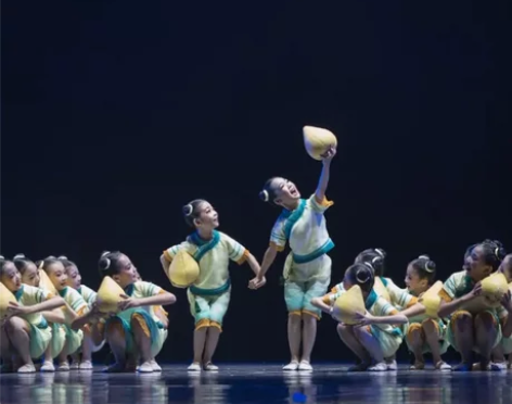 新款第十一届小荷风采童年的柚子灯原版舞蹈服...