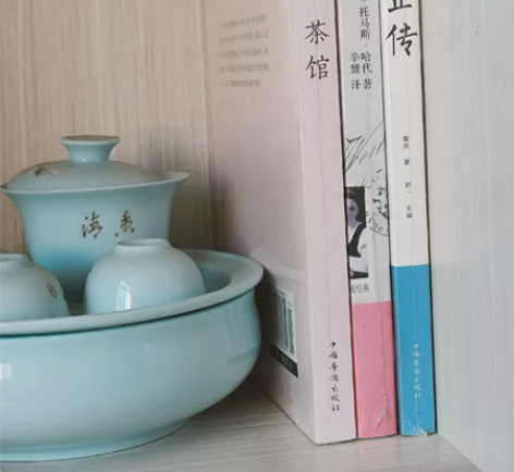 二手新书未拆封转卖，《茶馆》、《苔丝》、《...