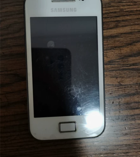 三星GALAXY Ace GT-S5830...