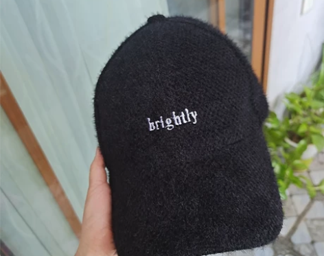 棒球鸭舌帽加厚保暖 实体店不开了，亏本处理...