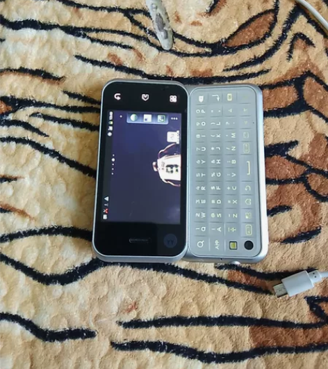 摩托罗拉正品ME600成色95新功能正常,...