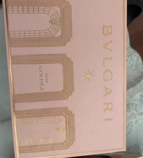 宝格丽(BVLGARI)金漾玫香香水玫瑰麝...