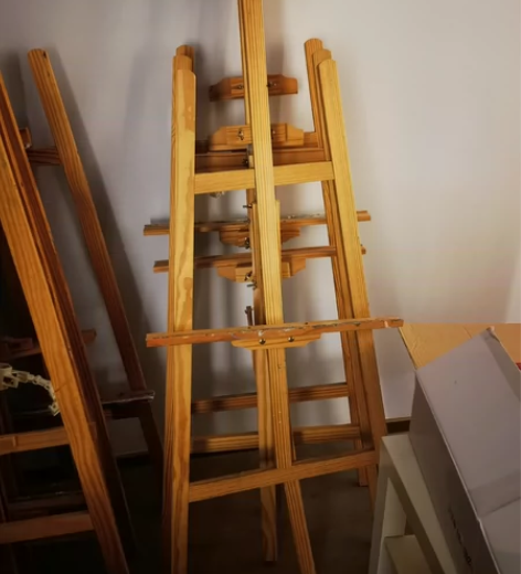实木画架 画室闲置便宜出 功能完好 6个...