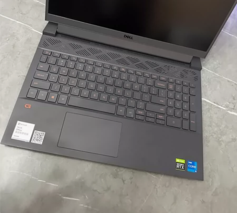 戴尔笔记本，15.6寸，老头环，魔兽啥的一...