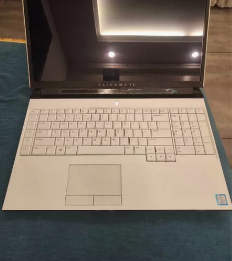 外星人美版51m机皇顶配 CPU i9 9...