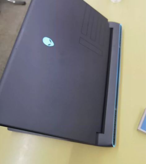 戴尔外星人M15R6 15.5寸 i7十一...