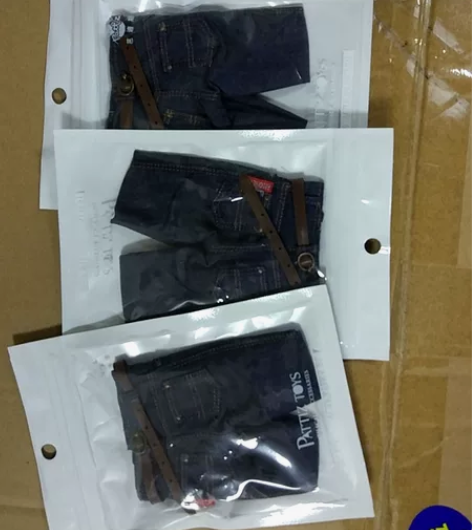 1:6兵人牛仔裤3条55元，经典长裤子(不...