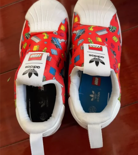 三叶草男童,内长19cm。88新。100转...