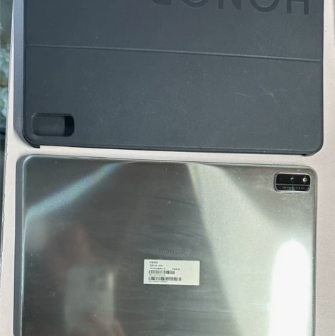 荣耀v6 内存（6+128）  成色 98...