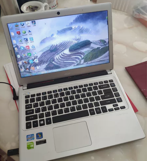 出一台笔记本电脑，宏基Aspire V5-...