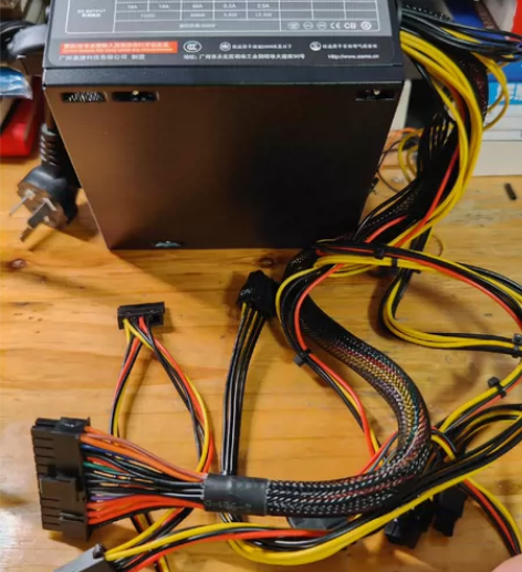 先马（SAMA）平头哥650 额定500W...