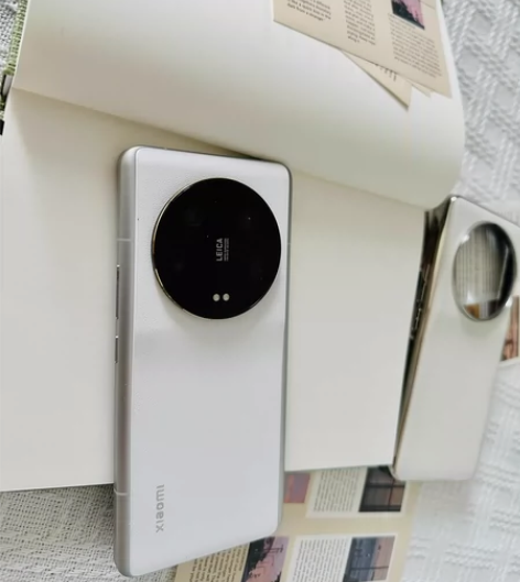 小米13ultra 16?512 白色 一...