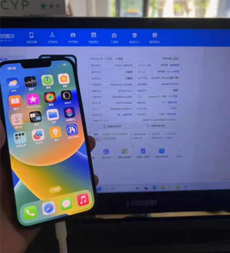 苹果14，全原无修128g，美版卡贴机，赠...