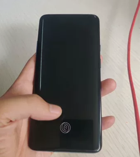 自用一加7tPro，颜色海月蓝，8+256...