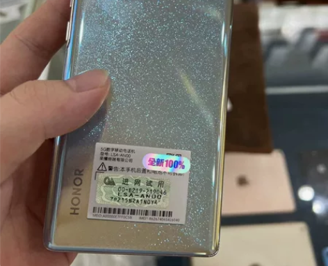 荣耀60 8+256全原装没拆修美女自用一...