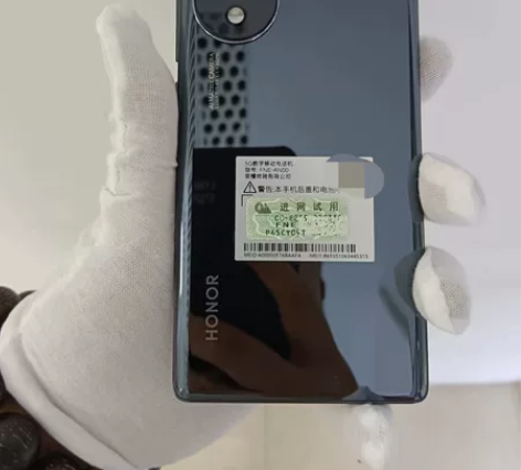 荣耀70  12+256 官方售后保修至2...