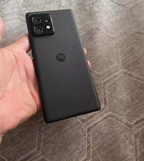 {精品捡漏｝摩托罗拉x40 12+256G...