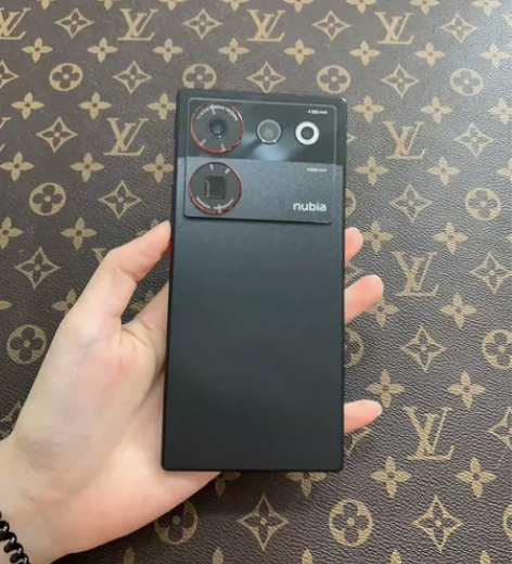 游戏手机！努比亚Z50Ultra夜海，12...