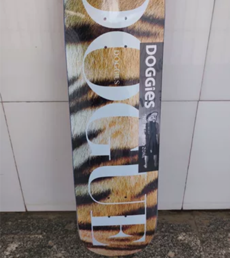 全新滑板doggies板面 卡其色虎纹 款...